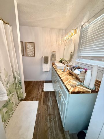 74 Hualapi Drive, Cherokee Village, AR 72529