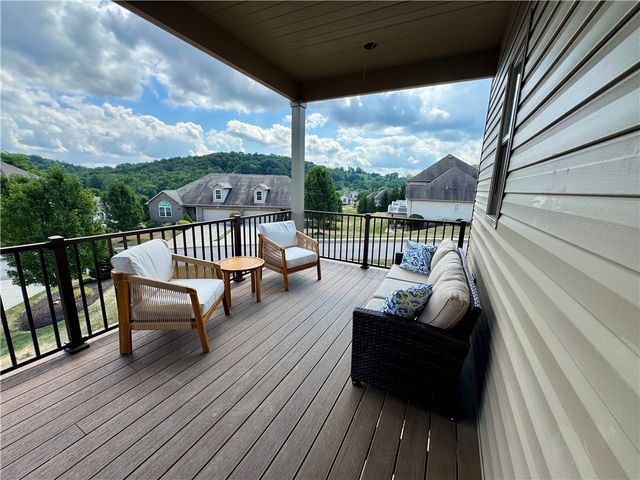 1124 Bayberry Dr, North Strabane, PA 15317