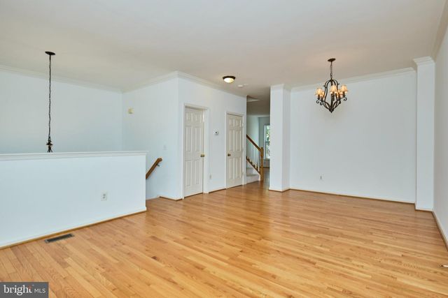 11485 CARRIAGE CT, Fairfax, VA 22030