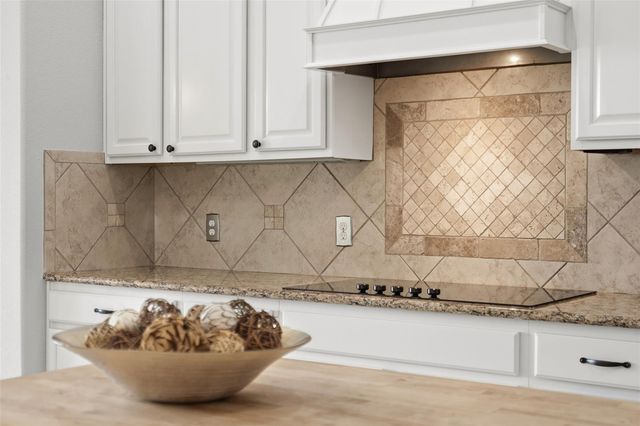 17813 Kingfisher Ridge DR, Lago Vista, TX 78645