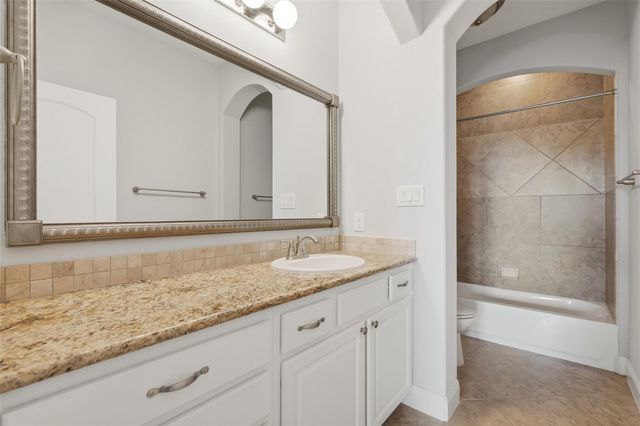 17813 Kingfisher Ridge DR, Lago Vista, TX 78645