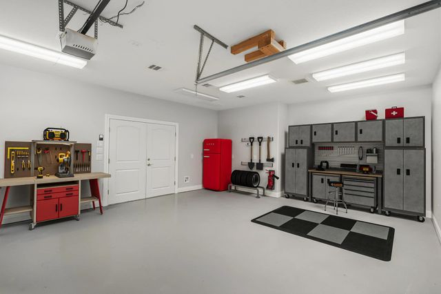 17813 Kingfisher Ridge DR, Lago Vista, TX 78645