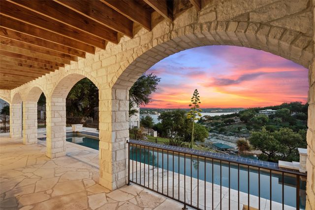 17813 Kingfisher Ridge DR, Lago Vista, TX 78645