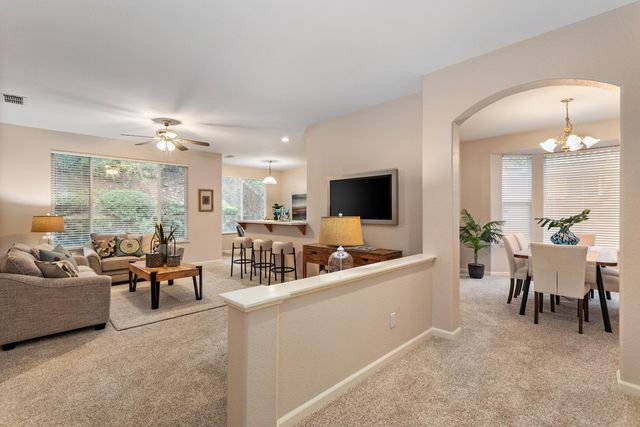 4001 Coldwater Dr, Rocklin, CA 95765