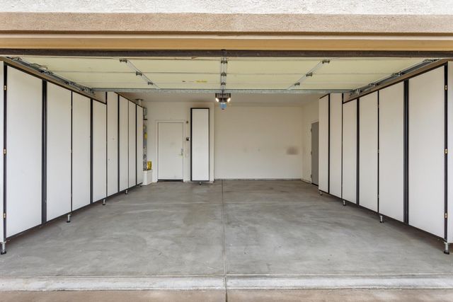 4001 Coldwater Dr, Rocklin, CA 95765