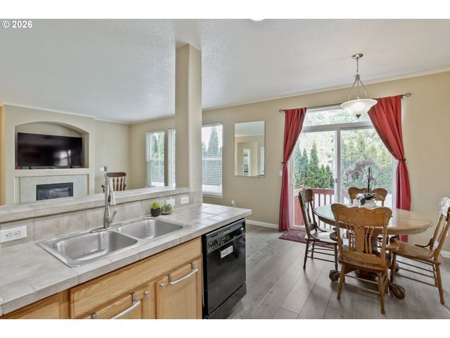 22908 Ne CHINOOK St, Wood Village, OR 97060