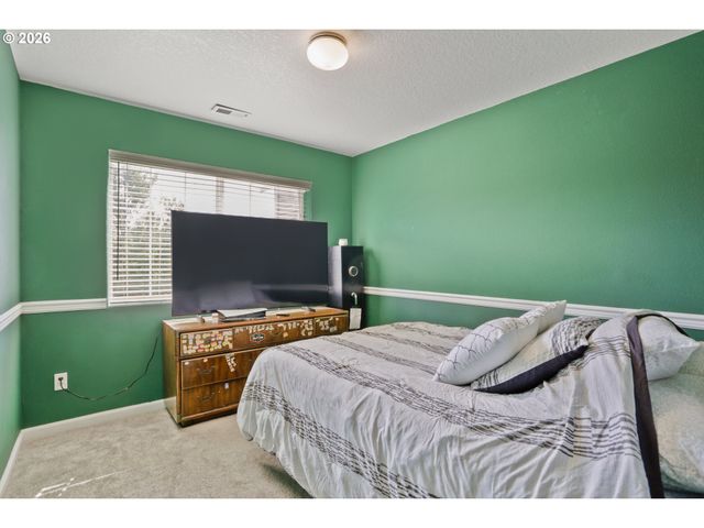 22908 Ne CHINOOK St, Wood Village, OR 97060