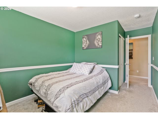 22908 Ne CHINOOK St, Wood Village, OR 97060