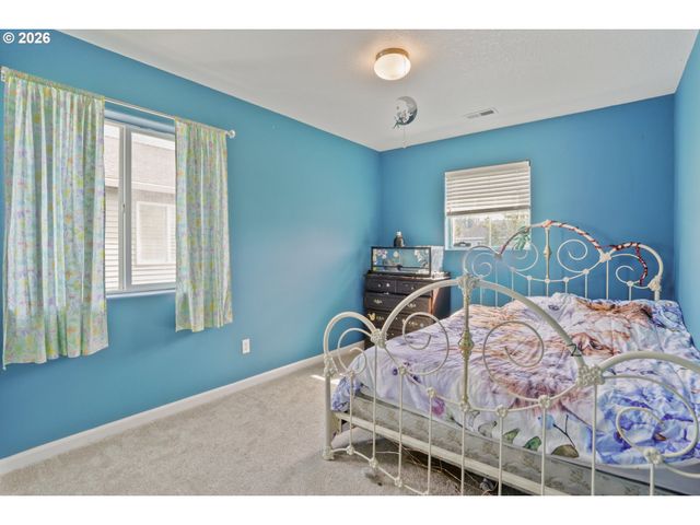 22908 Ne CHINOOK St, Wood Village, OR 97060