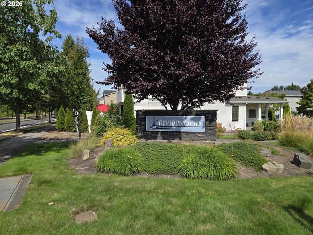 22908 Ne CHINOOK St, Wood Village, OR 97060