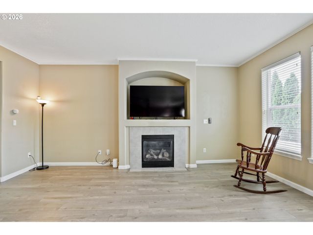 22908 Ne CHINOOK St, Wood Village, OR 97060
