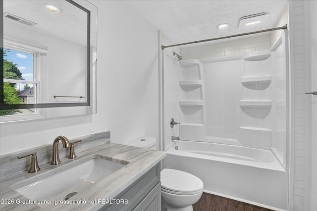 120 Ferguson Street, Lansing, MI 48912