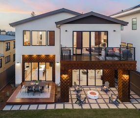 761 761 Calmar Ave, Oakland, CA 94610