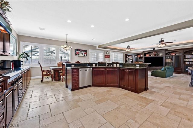 6345 Villa Di Firenze Court, Las Vegas, NV 89118