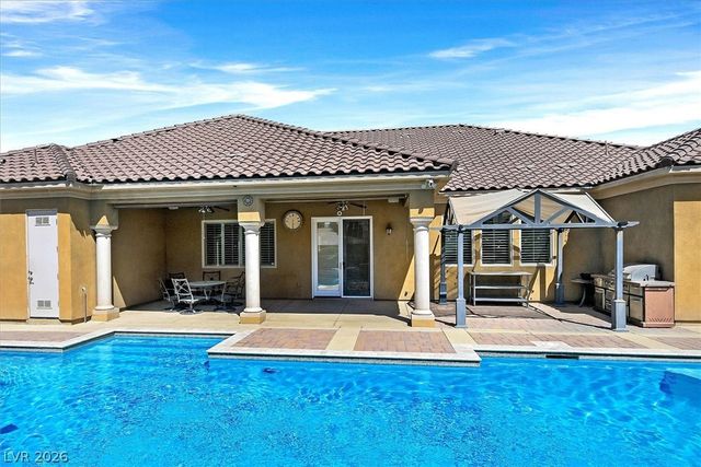 6345 Villa Di Firenze Court, Las Vegas, NV 89118