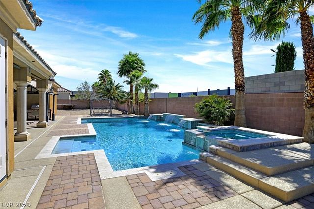 6345 Villa Di Firenze Court, Las Vegas, NV 89118