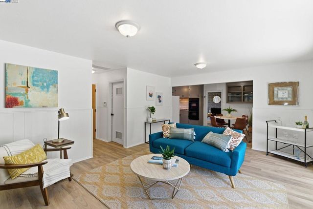 2724 Benedict Dr, San Leandro, CA 94577