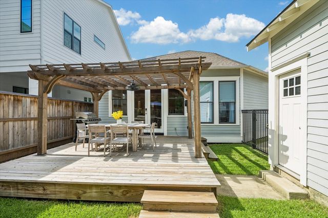 710 Redan Street, Houston, TX 77009