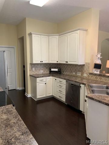 9713 Silver Bell Court, Pike Road, AL 36064
