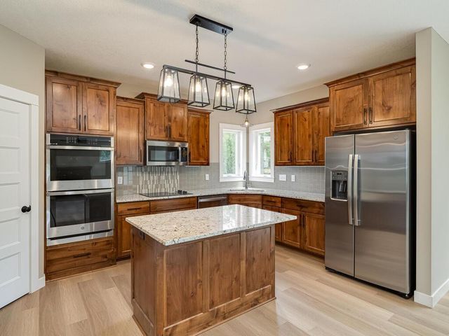 L5 B2 238th Avenue NW, Zimmerman, MN 55398