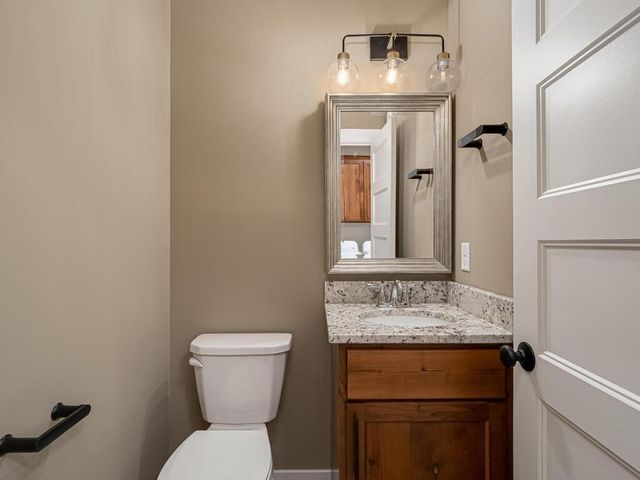 L5 B2 238th Avenue NW, Zimmerman, MN 55398