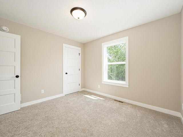 L5 B2 238th Avenue NW, Zimmerman, MN 55398