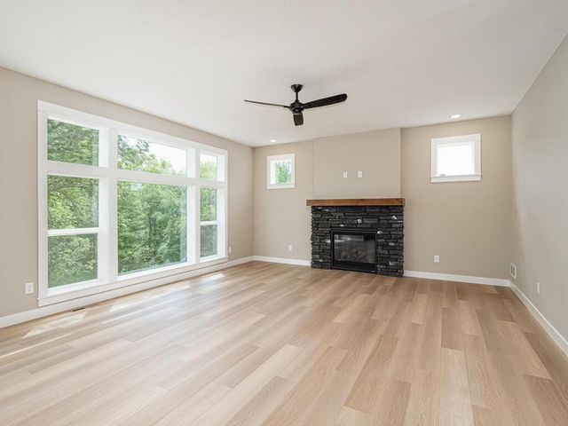 L5 B2 238th Avenue NW, Zimmerman, MN 55398