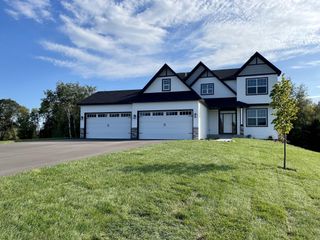 L5 B2 238th Avenue NW, Zimmerman, MN 55398