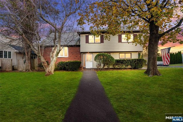 366 Forest Avenue, Paramus, NJ 07652