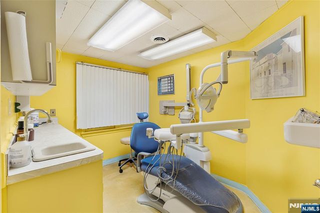 366 Forest Avenue, Paramus, NJ 07652