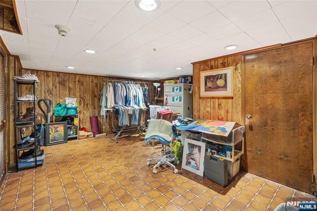 366 Forest Avenue, Paramus, NJ 07652