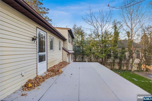 366 Forest Avenue, Paramus, NJ 07652