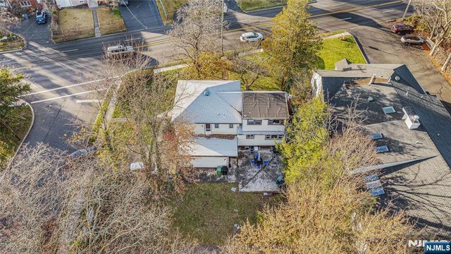 366 Forest Avenue, Paramus, NJ 07652