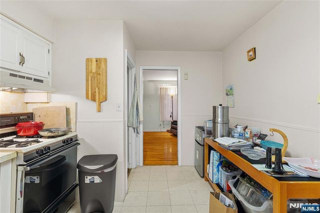 366 Forest Avenue, Paramus, NJ 07652