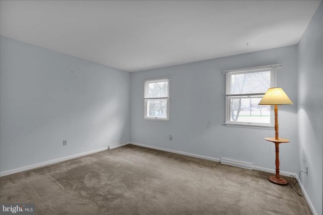476 OLD SWEDE RD, Douglassville, PA 19518
