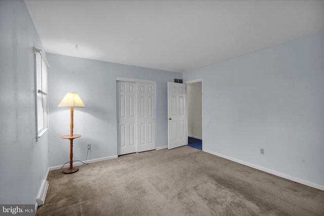 476 OLD SWEDE RD, Douglassville, PA 19518