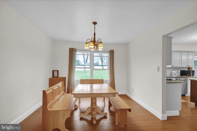 476 OLD SWEDE RD, Douglassville, PA 19518