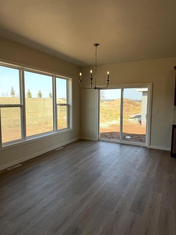 1439 DIVINITY DRIVE, De Pere, WI 54115