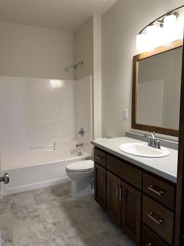 1439 DIVINITY DRIVE, De Pere, WI 54115