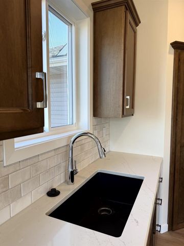 1439 DIVINITY DRIVE, De Pere, WI 54115