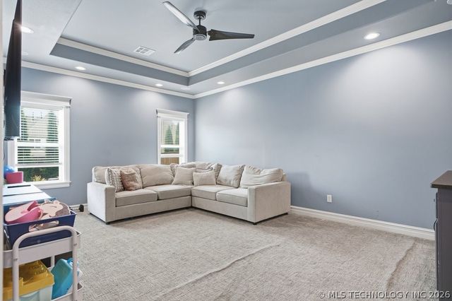 714 W 110th Street S, Jenks, OK 74037
