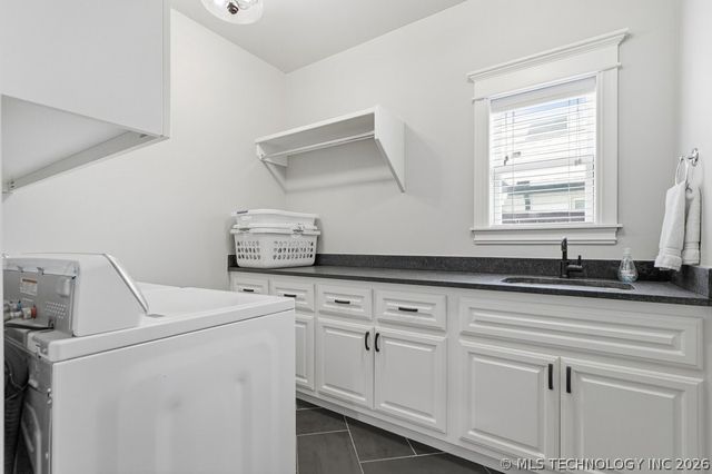 714 W 110th Street S, Jenks, OK 74037