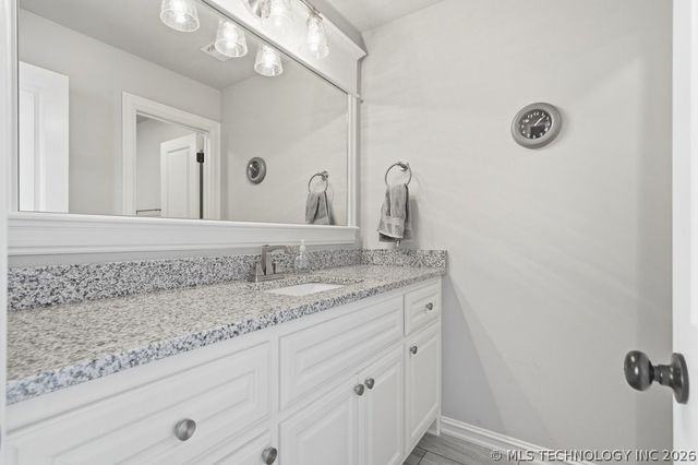 714 W 110th Street S, Jenks, OK 74037