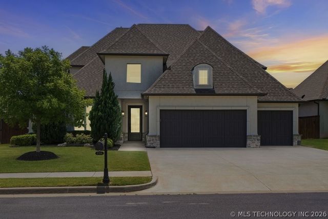 714 W 110th Street S, Jenks, OK 74037