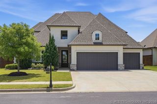714 W 110th Street S, Jenks, OK 74037