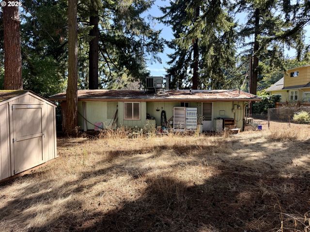 12825 Se LINCOLN St, Portland, OR 97233