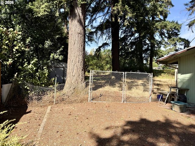 12825 Se LINCOLN St, Portland, OR 97233
