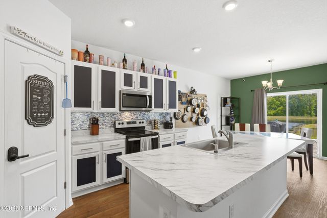 2836 OAK STREAM Drive, Green Cove Springs, FL 32043
