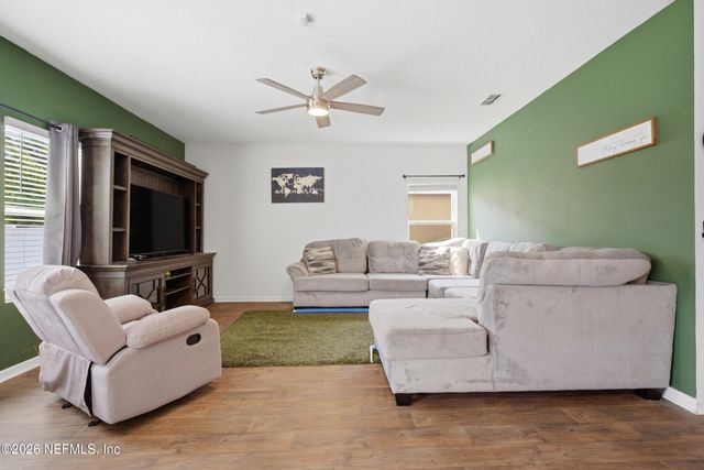 2836 OAK STREAM Drive, Green Cove Springs, FL 32043