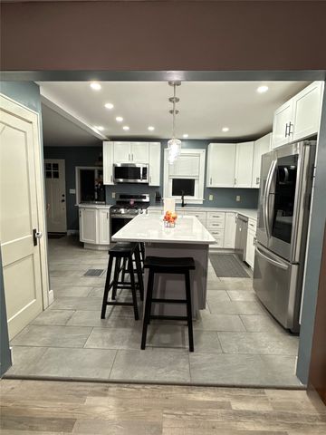 3828 AMIDON Avenue, Erie, PA 16510